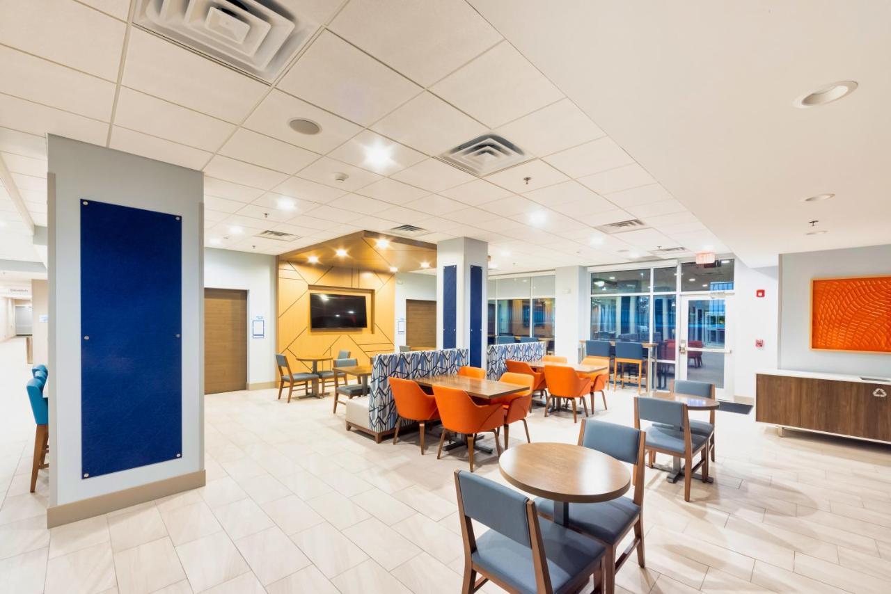Holiday Inn Express & Suites - Harrisonburg University Area By Ihg Eksteriør billede