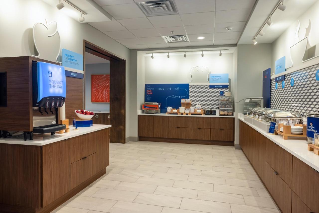 Holiday Inn Express & Suites - Harrisonburg University Area By Ihg Eksteriør billede