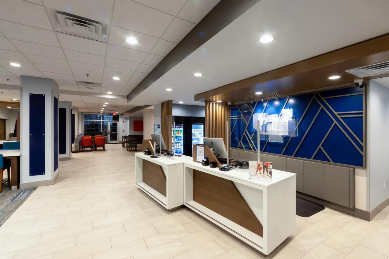 Holiday Inn Express & Suites - Harrisonburg University Area By Ihg Eksteriør billede