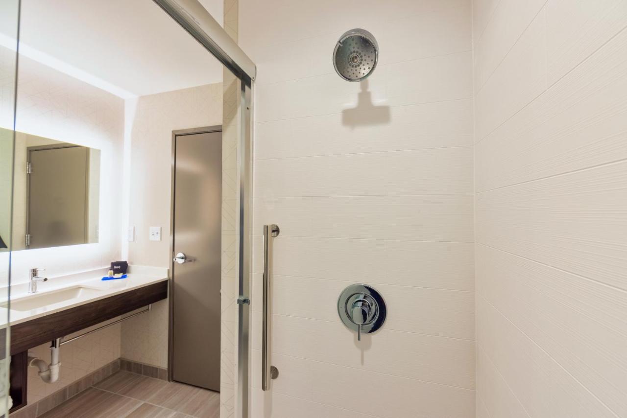 Holiday Inn Express & Suites - Harrisonburg University Area By Ihg Eksteriør billede