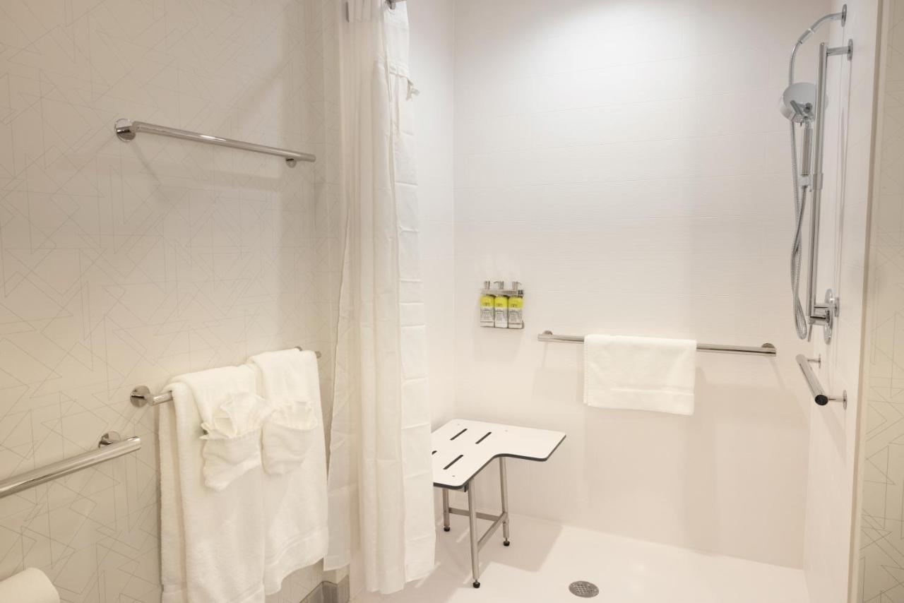 Holiday Inn Express & Suites - Harrisonburg University Area By Ihg Eksteriør billede